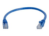 C2G Cat5e Booted Unshielded (UTP) Network Patch Cable - Koblingskabel - RJ-45 (hann) til RJ-45 (hann) - 30 cm - UTP - CAT 5e - formstøpt, uten hindringer, flertrådet - blå 83159