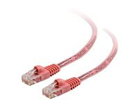 C2G Cat5e Booted Unshielded (UTP) Network Patch Cable - Koblingskabel - RJ-45 (hann) til RJ-45 (hann) - 5 m - UTP - CAT 5e - formstøpt, uten hindringer, flertrådet - rosa 83621