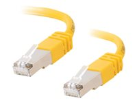 C2G Cat5e Booted Shielded (STP) Network Patch Cable - Koblingskabel - RJ-45 (hann) til RJ-45 (hann) - 5 m - STP - CAT 5e - formstøpt - gul 83814