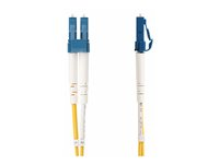 StarTech.com 5m (15ft) LC to SC (UPC) OS2 Single Mode Duplex Fiber Optic Cable, 9/125µm, Laser Optimized, 10G, Bend Insensitive, Low Insertion Loss - LSZH Fiber Patch Cord (SMLCSC-OS2-5M) - Koblingskabel - LC/UPC-enkeltmodus (hann) til SC/UPC-enkeltmodus (hann) - 5 m - 5 m - 2 mm - fiberoptisk - dupleks - 9 / 125 micron - OS1/OS2 - halogenfri, passiv, up to 10 Gbps data transfer rate - gul SMLCSC-OS2-5M
