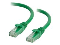 C2G Cat5e Booted Unshielded (UTP) Network Patch Cable - Koblingskabel - RJ-45 (hann) til RJ-45 (hann) - 50 cm - UTP - CAT 5e - formstøpt, uten hindringer, flertrådet - grønn 83200